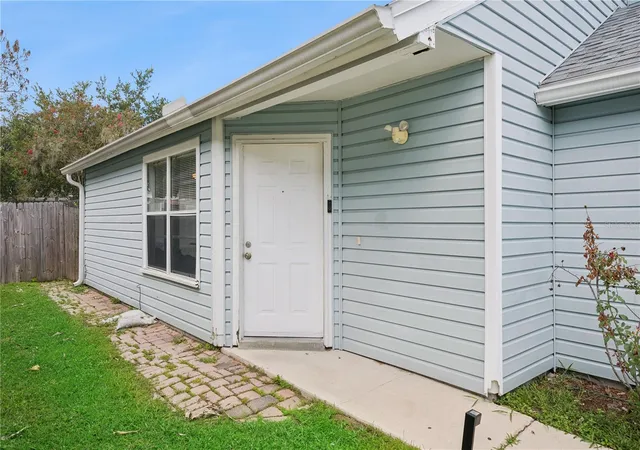 Photo 3 of Single family home for sale at 2372 Pebble Brk Rd, Kissimmee, FL 34741 | MLS# O6441446 | Listing updated on 2026-10-08