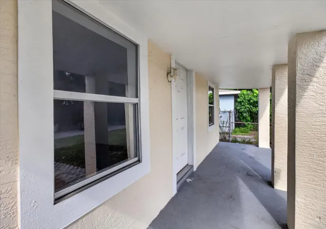 Photo 3 of Single family home for sale at 2006 E Stuart St, Tampa, FL 33605 | MLS# TB8548256 | Listing updated on 2026-09-18