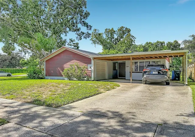 Photo 1 of Single family home for sale at 617 Highview Cir S, Brandon, FL 33510 | MLS# N6145742 | Listing updated on 2026-10-17