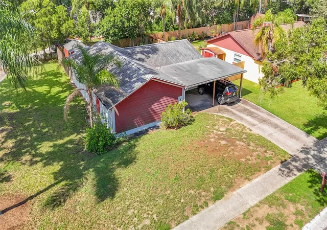 Photo 2 of Single family home for sale at 617 Highview Cir S, Brandon, FL 33510 | MLS# N6145742 | Listing updated on 2026-10-17