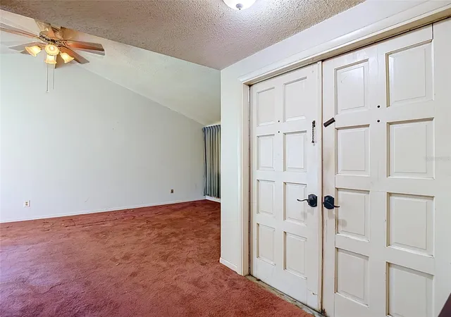 Photo 4 of Single family home for sale at 617 Highview Cir S, Brandon, FL 33510 | MLS# N6145742 | Listing updated on 2026-10-17