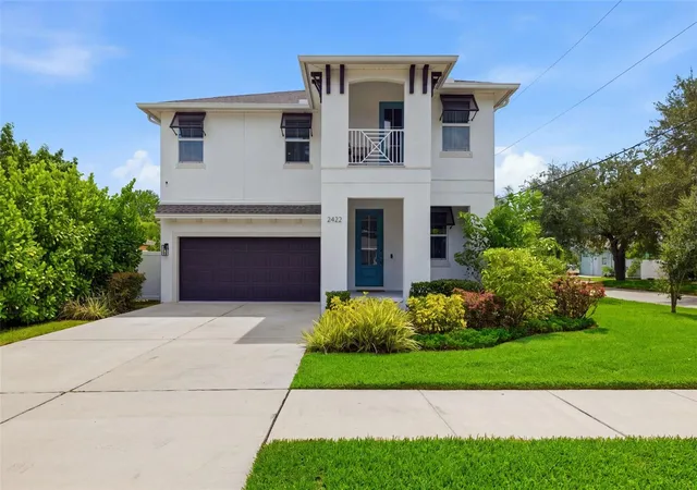 Single family home for sale at 2422 W Carmen St, TAMPA, FL 33609 | MLS# TB8548263