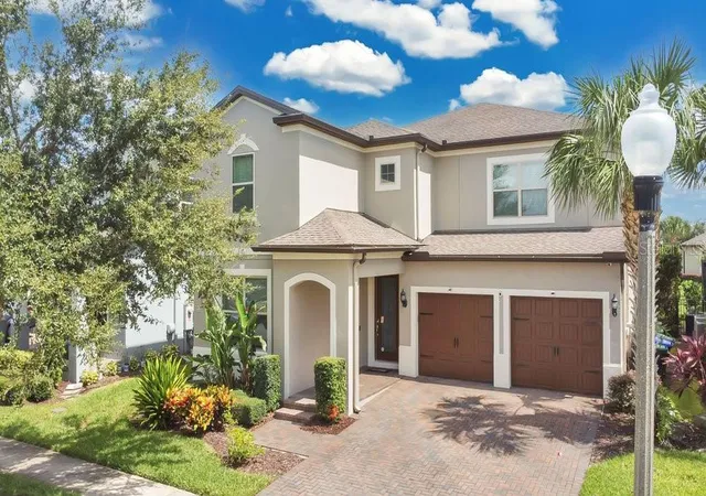 Single family home for sale at 14105 Larkspur Lake Dr, WINTER GARDEN, FL 34787 | MLS# O6441452