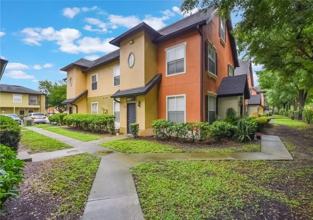 Photo 2 of Condo for sale at 6001 Westgate Dr #2124, Orlando, FL 32835 | MLS# O6441453 | Listing updated on 2026-09-15