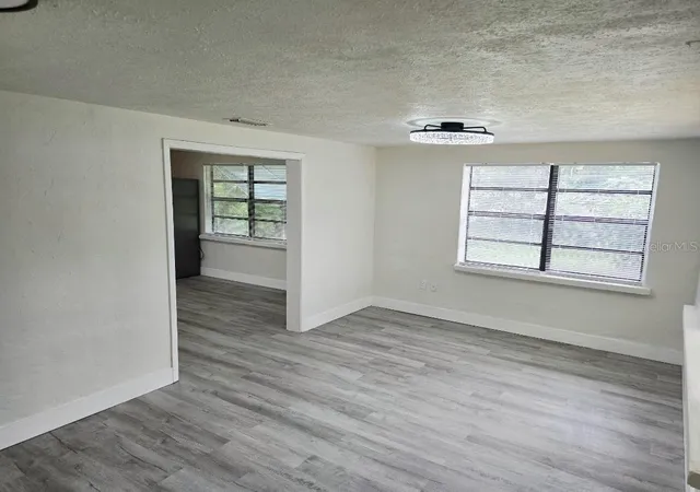 Photo 2 of Single family home for sale at 234 E Lady Lake Blvd, Lady Lake, FL 32159 | MLS# G5117746 | Listing updated on 2026-09-14
