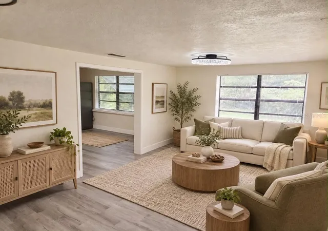 Photo 3 of Single family home for sale at 234 E Lady Lake Blvd, Lady Lake, FL 32159 | MLS# G5117746 | Listing updated on 2026-09-14