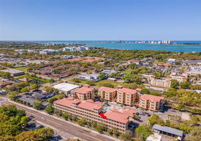 Listing Photo 4 - Condo for sale in building located at 642 Wls Ct, CLEARWATER, FL 33756 - Unit #402
