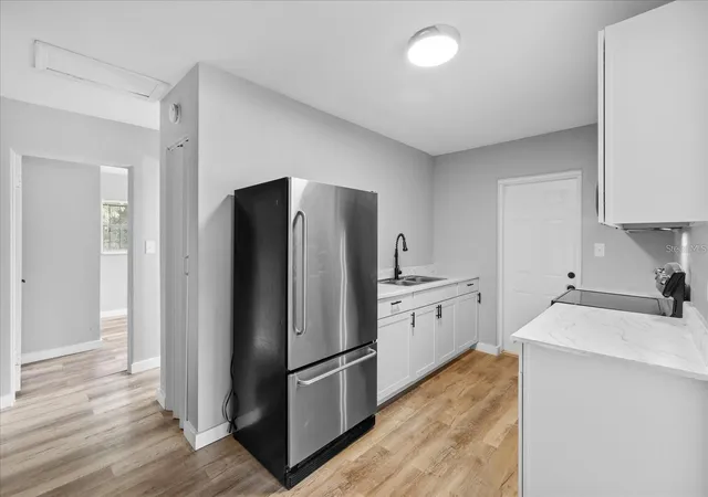 Listing Photo 4 - Condo for sale in building located at 405th Ave M NE, WINTER HAVEN, FL 33881