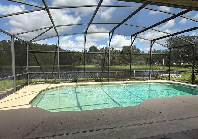 Photo 4 of Single family home for sale at 646 Cedar Forest Cir, Orlando, FL 32828 | MLS# O6441460 | Listing updated on 2026-09-14
