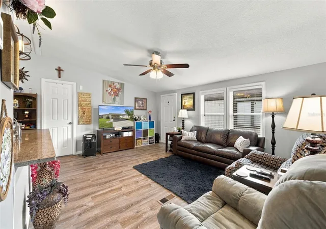 Photo 4 of Manufactured home for sale at 3041 Short Leaf St, Wesley Chapel, FL 33543 | MLS# TB8548276 | Listing updated on 2026-10-13