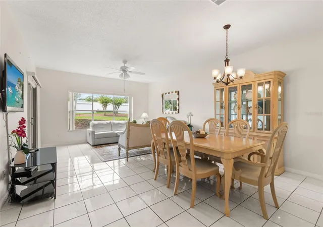 Listing Photo 4 - Condo for sale in building located at 3024 Cottage Grv Ct, ORLANDO, FL 32822 - Unit #1910