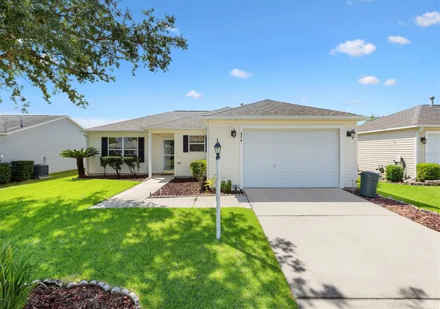 Photo 1 of Single family home for sale at 2218 Lewiston Ln, The Villages, FL 32162 | MLS# G5117747 | Listing updated on 2026-09-20