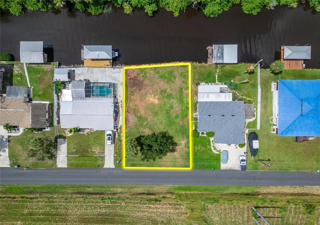 Photo 1 of Land for sale at Bay Dr, Gibsonton, FL 33534 | MLS# TB8548278 | Listing updated on 2026-09-14