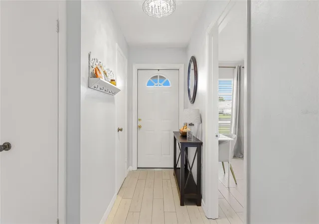 Listing Photo 4 - Condo for sale in building located at 3904 36th Ave Dr W, BRADENTON, FL 34205 - Unit #37