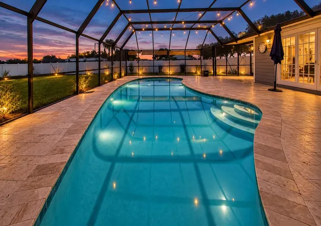 Photo 4 of Single family home for sale at 330 Moccasin Holw Rd, Lithia, FL 33547 | MLS# TB8548282 | Listing updated on 2026-09-27