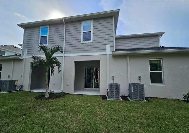 Photo 2 of Townhouse for sale at 19908 Madera Cir, Venice, FL 34293 | MLS# A4705962 | Listing updated on 2026-09-14