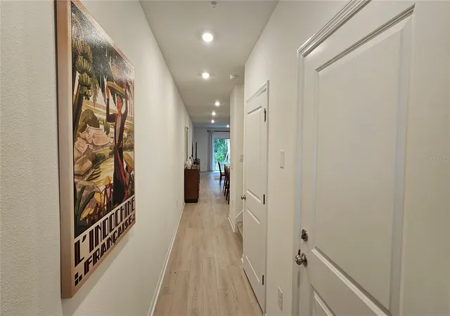 Photo 4 of Townhouse for sale at 19908 Madera Cir, Venice, FL 34293 | MLS# A4705962 | Listing updated on 2026-09-14