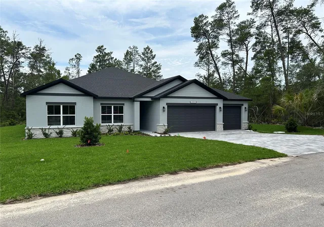Photo 2 of Single family home for sale at 11500 Lomita Wren Rd, Weeki Wachee, FL 34614 | MLS# P4939879 | Listing updated on 2026-09-14