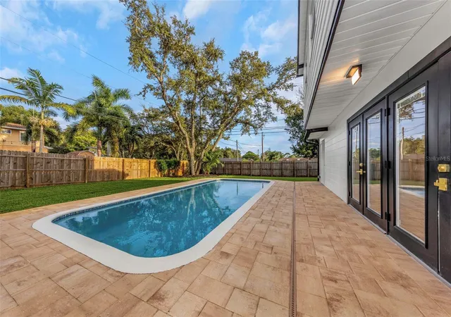 Photo 4 of Single family home for sale at 8209 134th Street, Seminole, FL 33776 | MLS# TB8548295 | Listing updated on 2026-10-08