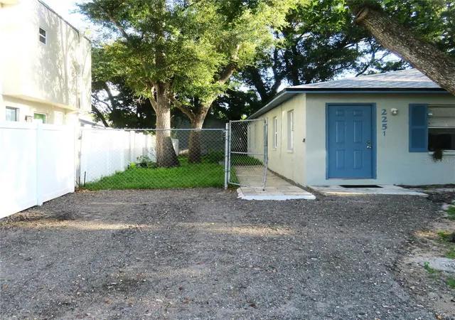 Photo 2 of Multi family home for sale at 2251 And 2253 19th St, Sarasota, FL 34234 | MLS# TB8548302 | Listing updated on 2026-09-21