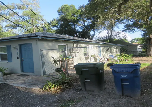 Photo 3 of Multi family home for sale at 2251 And 2253 19th St, Sarasota, FL 34234 | MLS# TB8548302 | Listing updated on 2026-09-14