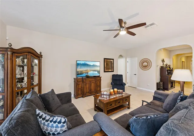 Photo 4 of Single family home for sale at 5017 Torchwood Dr, Minneola, FL 34715 | MLS# O6441474 | Listing updated on 2026-09-19