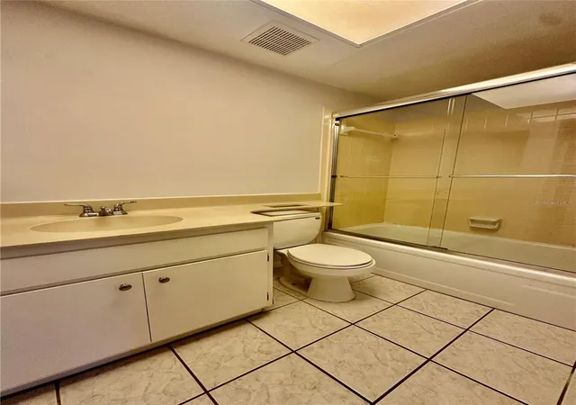 Photo 15 of Condo for sale at 606 Pavare Ct #606, WINTER HAVEN, FL 33884 | MLS# L4965031 | Listing updated on 2026-10-05