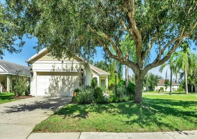 Single family home for sale at 11523 Piedmont Park Xing, BRADENTON, FL 34211 | MLS# A4705964