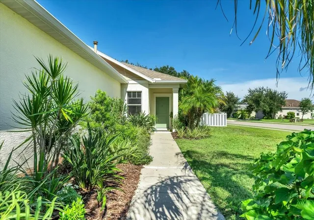 Photo 1 of Single family home for sale at 11523 Piedmont Park Xing, Bradenton, FL 34211 | MLS# A4705964 | Listing updated on 2026-09-19