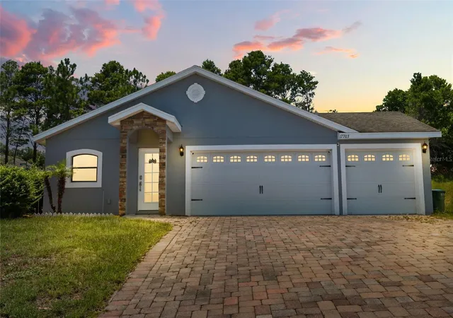 Photo 1 of Single family home for sale at 17703 Neal Dr, Montverde, FL 34756 | MLS# O6441482 | Listing updated on 2026-10-06