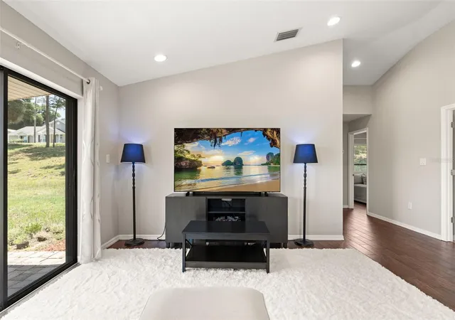 Photo 4 of Single family home for sale at 17703 Neal Dr, Montverde, FL 34756 | MLS# O6441482 | Listing updated on 2026-10-06