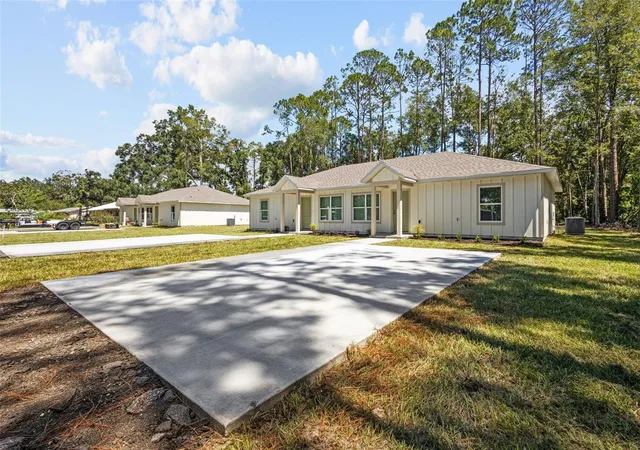 Photo 2 of House for sale at 105 NW & 107 8th St, Chiefland, FL 32626 | MLS# OM732204 | Listing updated on 2026-09-14