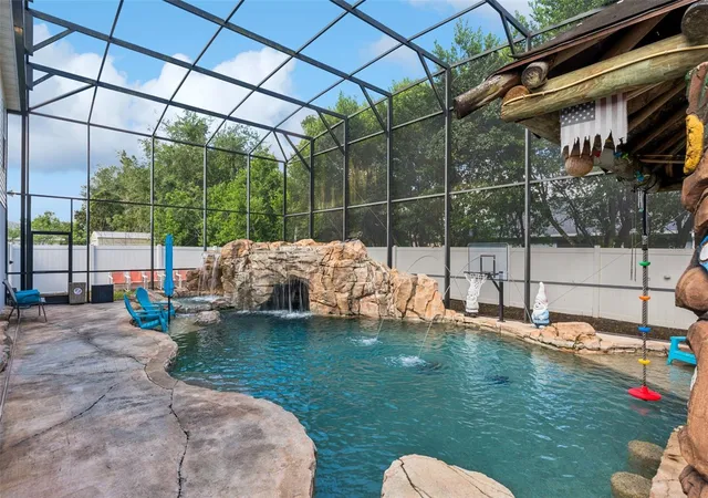 Photo 4 of Single family home for sale at 1308 Azora Dr, Deltona, FL 32725 | MLS# V4951258 | Listing updated on 2026-09-27