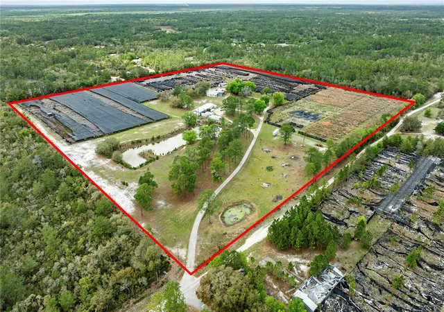 Photo 1 of Manufactured home for sale at 40945 Beach Rd, Eustis, FL 32736 | MLS# O6441498 | Listing updated on 2026-09-15