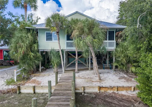 Photo 1 of Single family home for sale at 8178 Little Gasparilla Is, Placida, FL 33946 | MLS# P4939883 | Listing updated on 2026-09-23