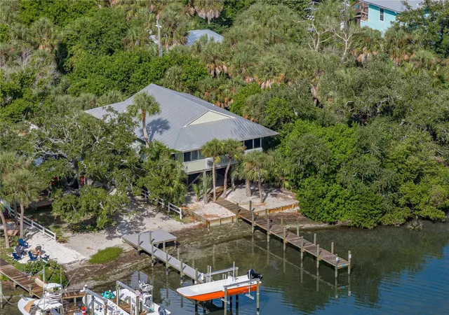 Photo 2 of Single family home for sale at 8178 Little Gasparilla Is, Placida, FL 33946 | MLS# P4939883 | Listing updated on 2026-09-23