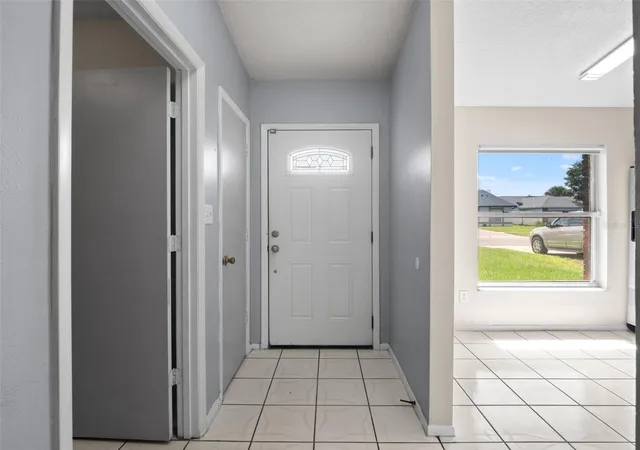 Photo 3 of Single family home for sale at 8937 Valencia Gdns Dr, Orlando, FL 32825 | MLS# W7889493 | Listing updated on 2026-09-14