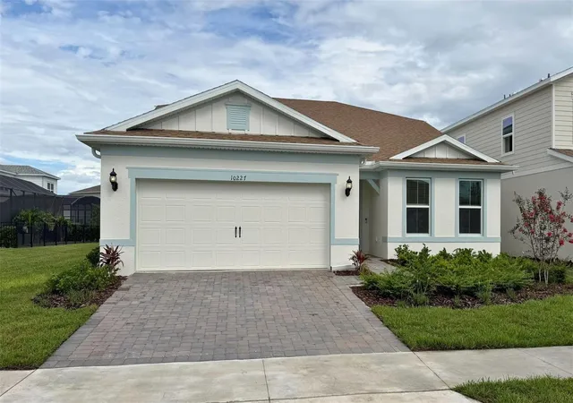 Photo 1 of Single family home for sale at 10227 Parkview Reserve Ln, Orlando, FL 32836 | MLS# O6441504 | Listing updated on 2026-10-25