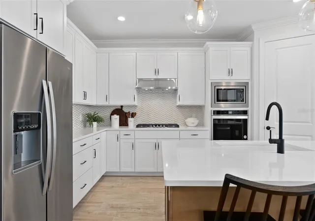 Photo 2 of Single family home for sale at 10227 Parkview Reserve Ln, Orlando, FL 32836 | MLS# O6441504 | Listing updated on 2026-09-14