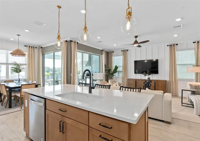 Photo 3 of Single family home for sale at 10227 Parkview Reserve Ln, Orlando, FL 32836 | MLS# O6441504 | Listing updated on 2026-09-14