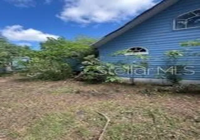 Photo 3 of Sale Pending at 1035 Jenkins Ave, Brooksville, FL 34604 | MLS# TB8548339 | Listing updated on 2026-09-16