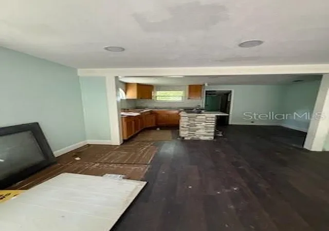 Photo 3 of Sale Pending at 1035 Jenkins Ave, Brooksville, FL 34604 | MLS# TB8548339 | Listing updated on 2026-09-16