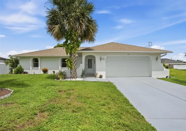 Photo 1 of Single family home for sale at 417 Trafalgar Pkwy, Cape Coral, FL 33991 | MLS# C7530697 | Listing updated on 2026-10-05