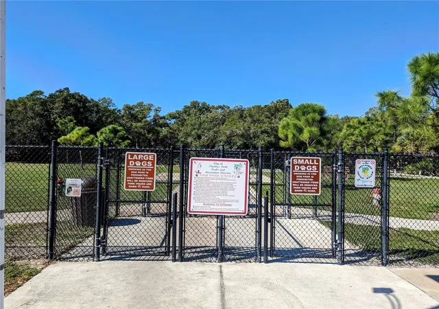 Listing Photo 5 - Condo for sale in building located at 6410 92Nd Pl N, PINELLAS PARK, FL 33782 - Unit #1401
