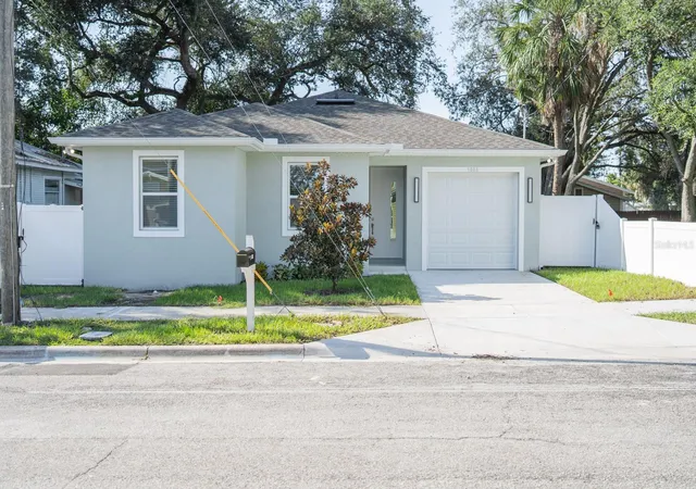Photo 1 of Single family home for sale at 1803 E 23rd Avenue, Tampa, FL 33605 | MLS# TB8548347 | Listing updated on 2026-09-15
