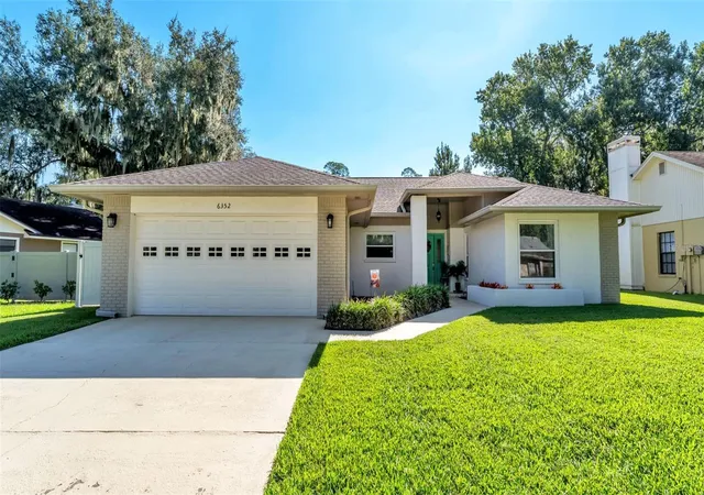Photo 1 of Single family home for sale at 6352 Butternut Dr, Lakeland, FL 33813 | MLS# L4965041 | Listing updated on 2026-09-28
