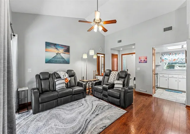 Photo 3 of Single family home for sale at 6352 Butternut Dr, Lakeland, FL 33813 | MLS# L4965041 | Listing updated on 2026-09-28