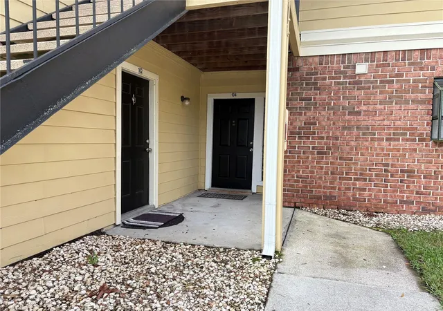 Condo for sale at 8702 Mallard Reserve Dr #104, TAMPA, FL 33614 | MLS# TB8548348