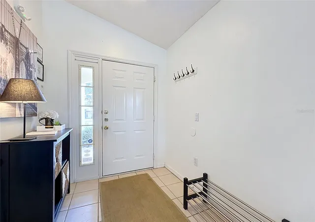 Photo 3 of Single family home for sale at 1523 Gulf Vue Dr, Haines City, FL 33844 | MLS# S5157516 | Listing updated on 2026-10-03