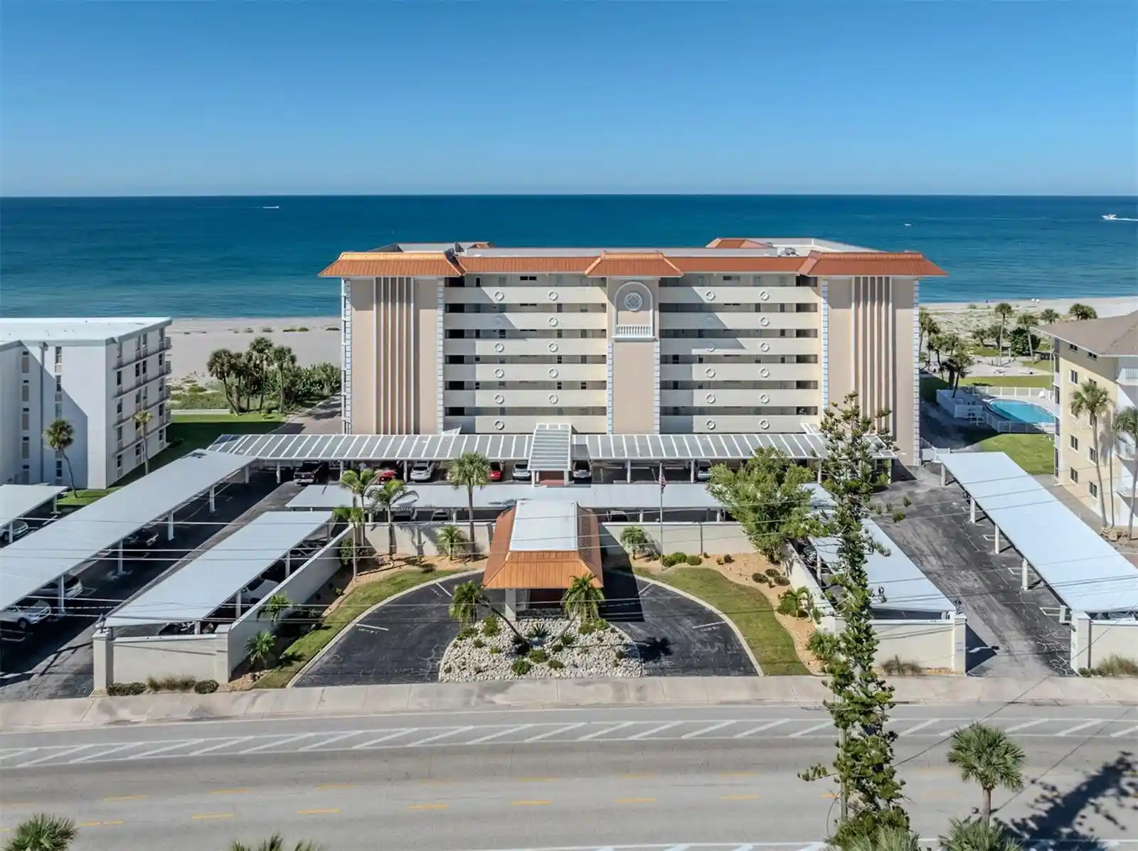Listing Photo 1 - Condo for sale in 1150 Tarpon Ctr Dr located at 1150 Tarpon Ctr Dr, Venice, FL 34285 - Unit #4H (408)